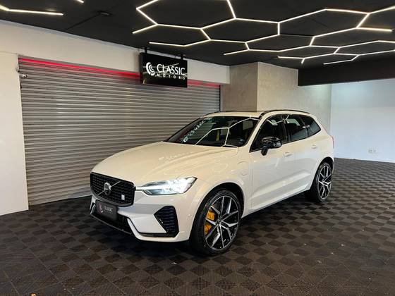 VOLVO XC60 2.0 T8 RECHARGE POLESTAR ENGINEERED AWD GEARTRONIC